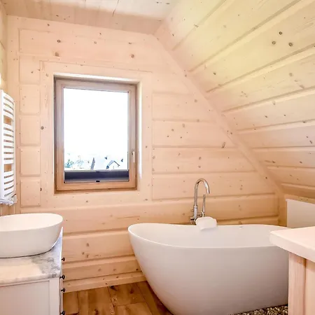 Balinowy Jacuzzi & Sauna シャレー スピトコビツェ