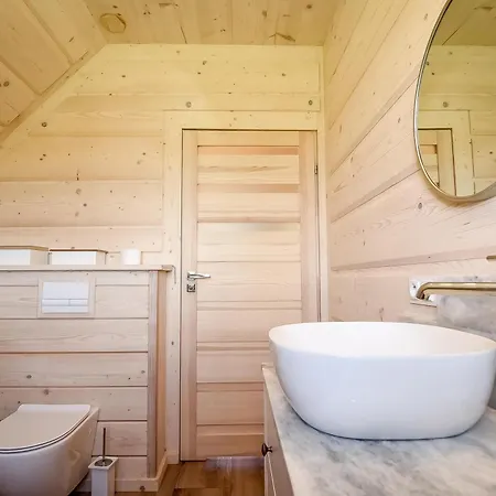 Balinowy Jacuzzi & Sauna *